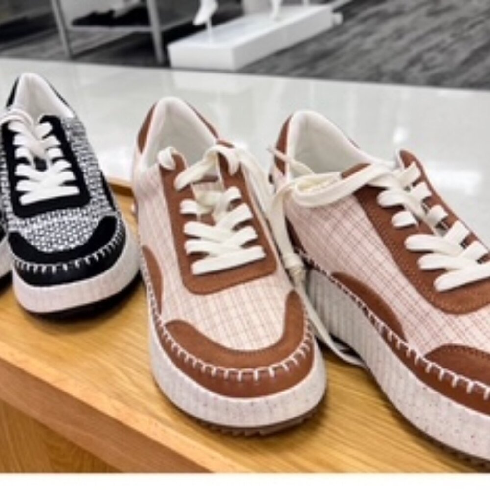 Universal Thread Tan Persephone Sneakers Knit Platform Sneakers SZ 5
